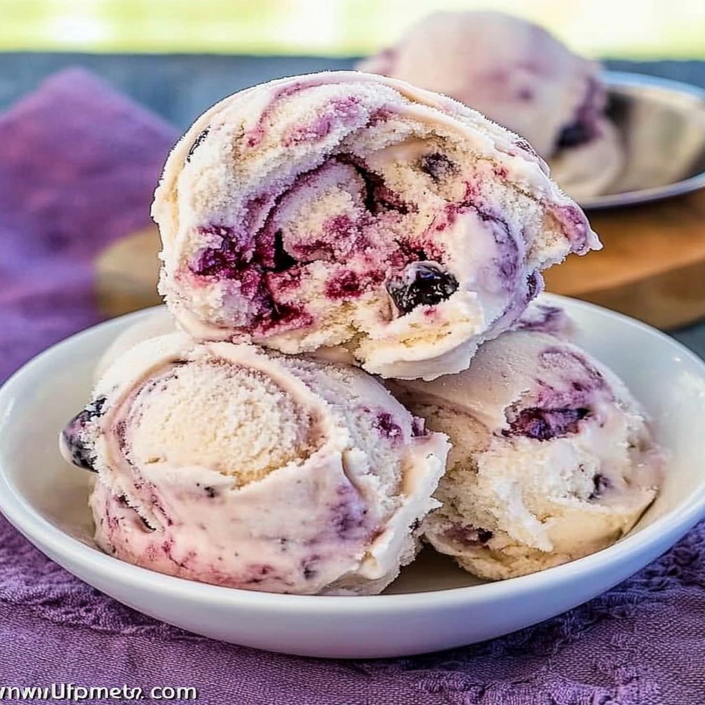 Huckleberry Recipes: Vanilla Bean Ice Cream Swirl